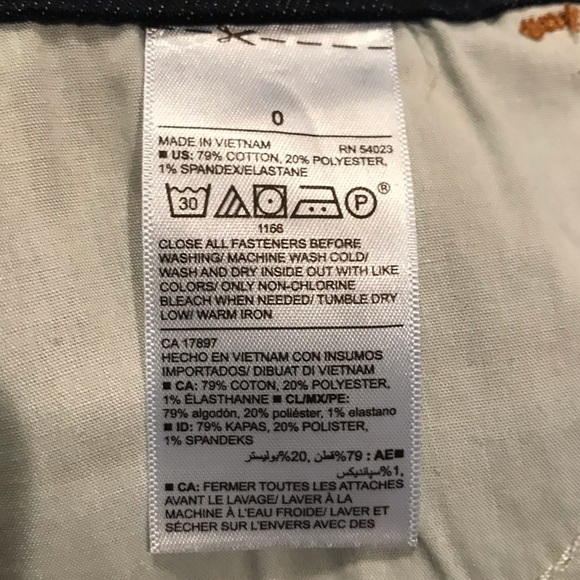 NWT Mid-Rise Slim Bermuda Jean Shorts Size 0 - Picture 6 of 8